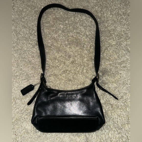 Coach Vintage Black Leather Shoulder Bag